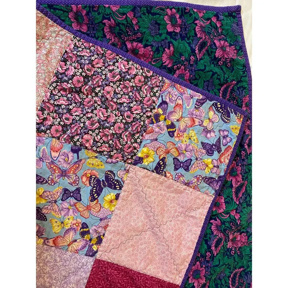 Vtg Handmade patchwork quilt Wall hang Lap quilt‎ Pink ,yellow, purple butterfly